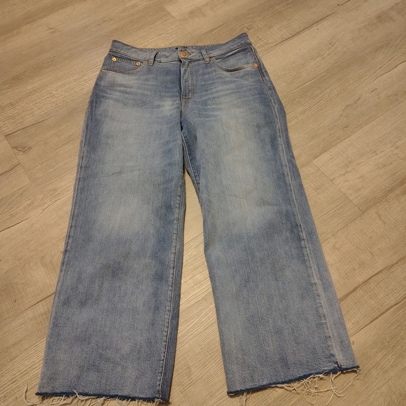 J.Crew Denim - J.Crew Curvy Wide-Leg Crop Jeans Light Wash Raw Hem Denim Size 29 High Rise